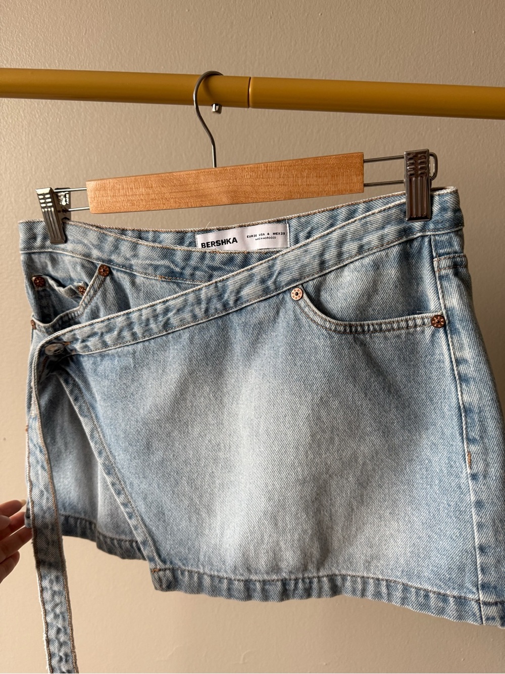 Jeans Subcategory Identification